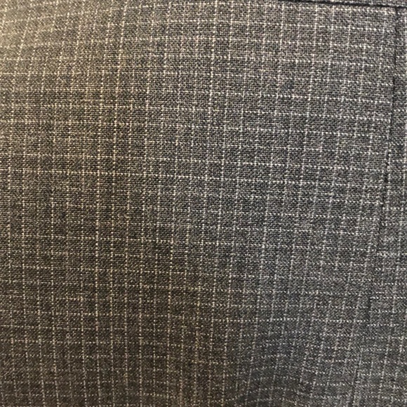 Limited Brand The Perfect Travel Suit in Grey 8 - Picture 6 of 7